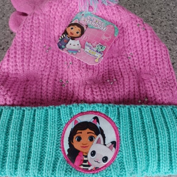 Gabby's Dollhouse Hat and Mittens Set Pink Knit Beanie - Picture 2 of 4